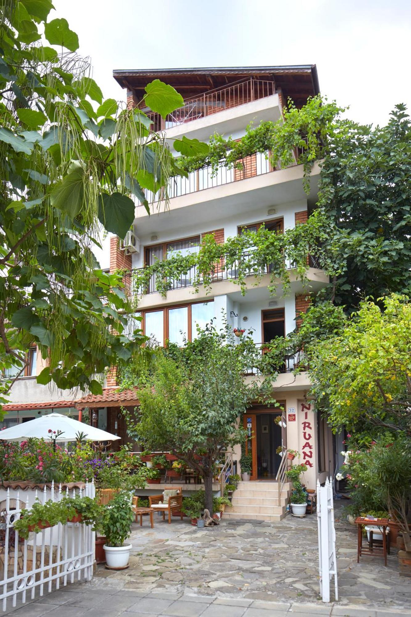 Nirvana Guest House Nesebar Eksteriør bilde